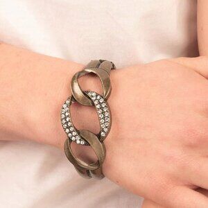 Paparazzi Jewelry Accessories - BOMBSHELL Squad - Brass Bracelet - Vintage